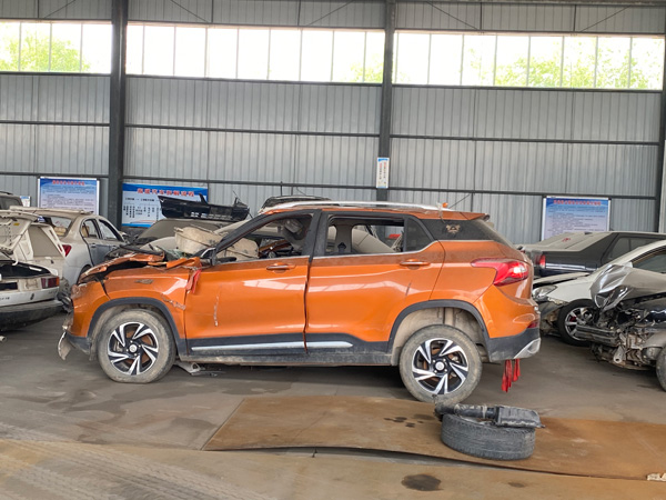 報(bào)廢機(jī)動(dòng)車回收拆解