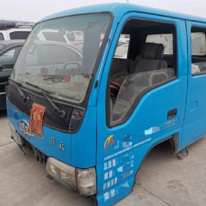 汽車回用件駕駛室